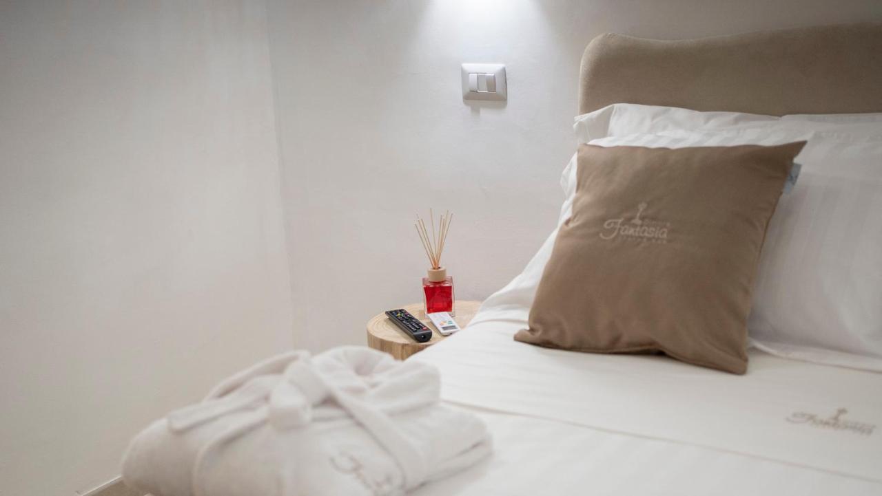 Dimora Fantasia Charme B&B Bari Eksteriør billede