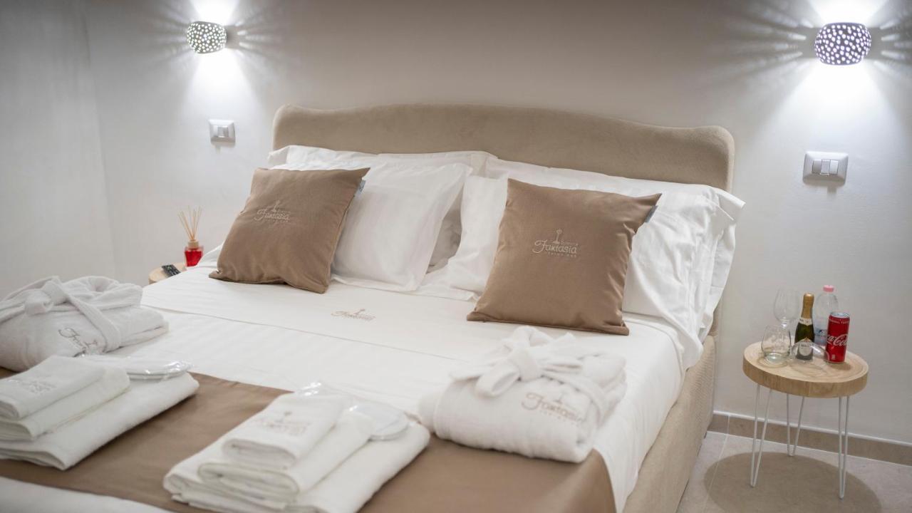Dimora Fantasia Charme B&B Bari Eksteriør billede