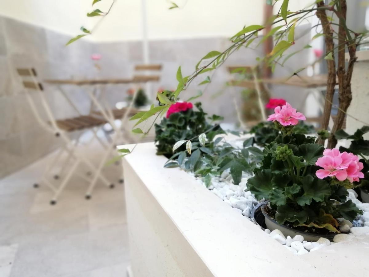 Dimora Fantasia Charme B&B Bari Eksteriør billede
