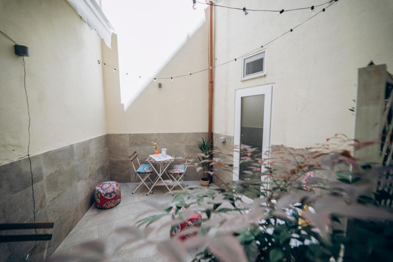 Dimora Fantasia Charme B&B Bari Eksteriør billede
