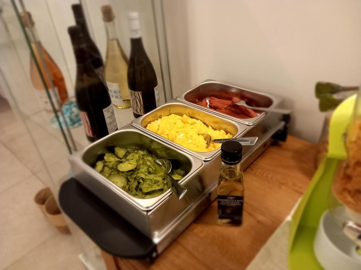 Dimora Fantasia Charme B&B Bari Eksteriør billede